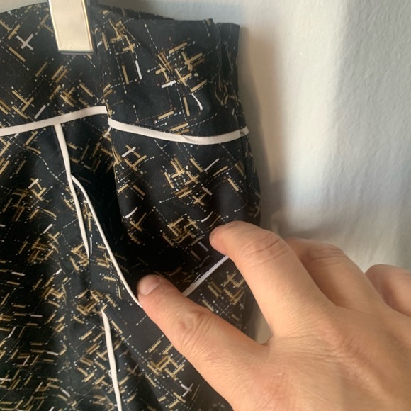 IZOD XFG Stretch Skort Women’s Size 14 Black Print - Picture 6 of 7